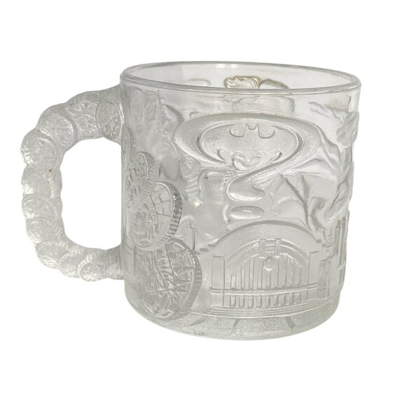 Two-Face Batman Forever McDonalds Collectible Clear Embossed Glass Mug 1995 - Picture 3 of 9